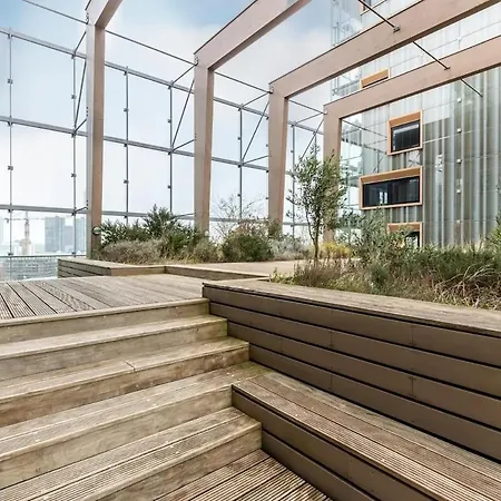 Apartment With Stunning Views *